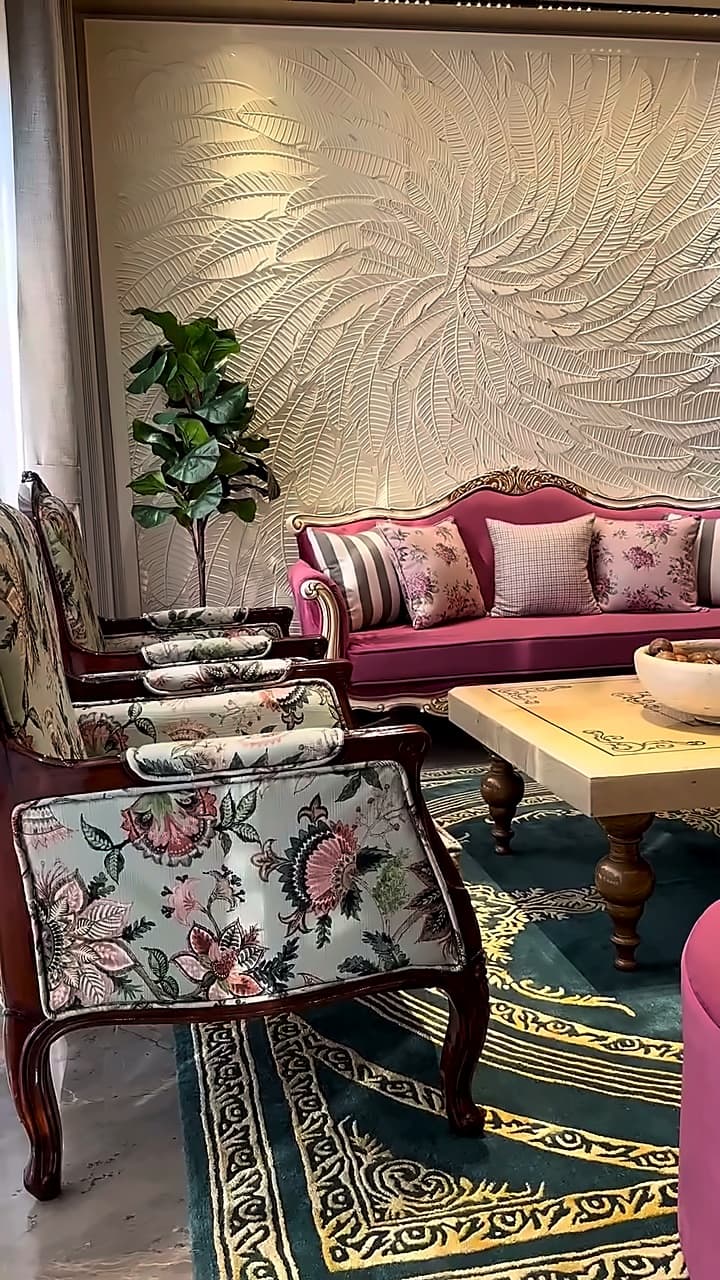 Residential Building in DLF Phase 4, Gurgaon — 42