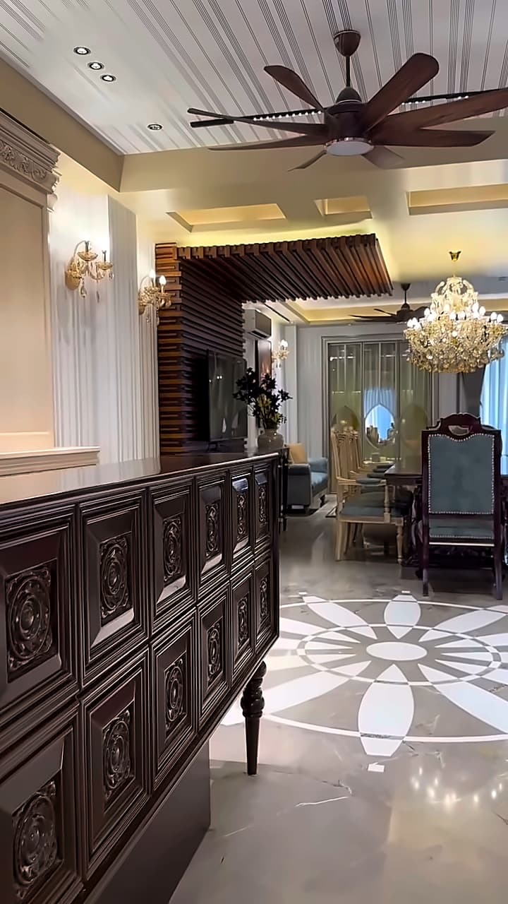 Residential Building in DLF Phase 4, Gurgaon — 53