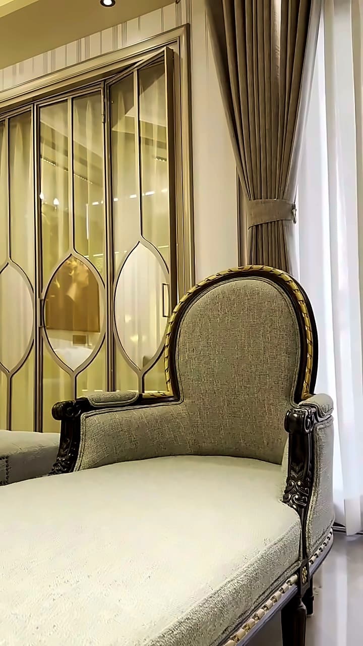 Residential Building in DLF Phase 4, Gurgaon — 60