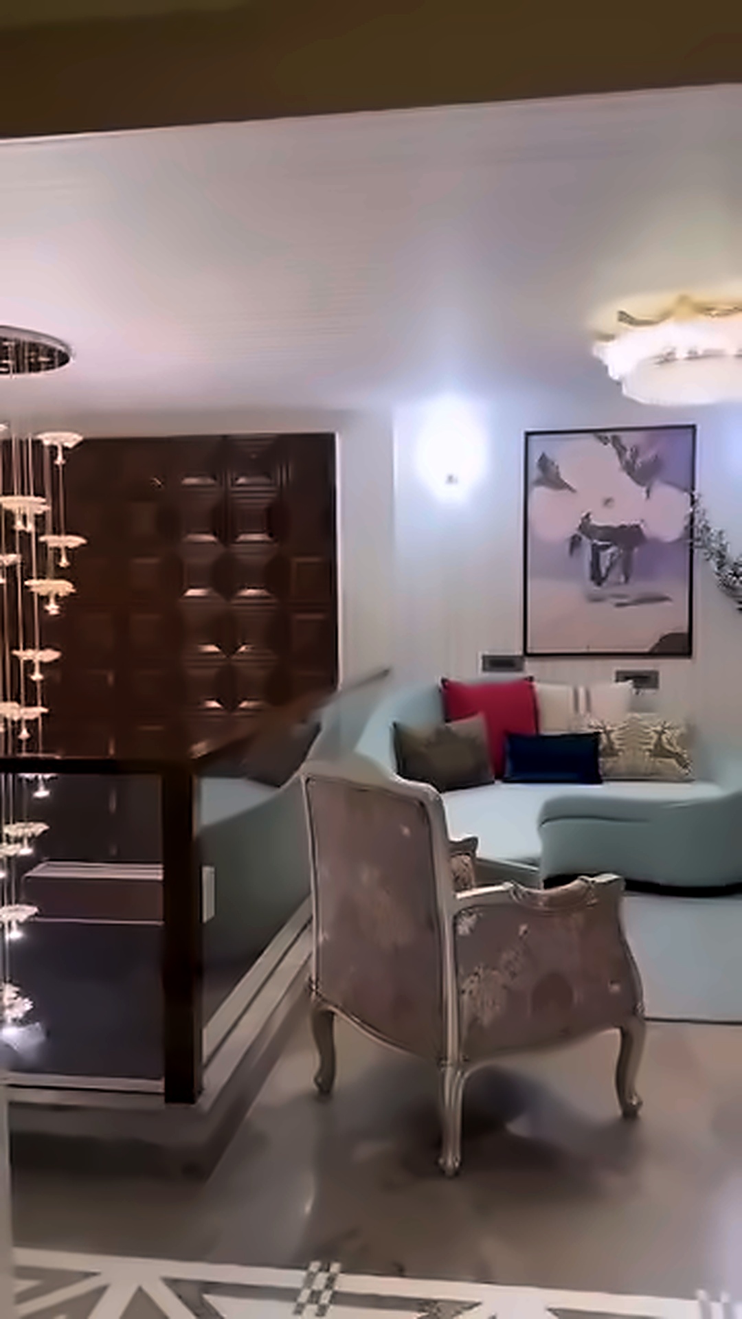Residential Building in DLF Phase 4, Gurgaon — 28